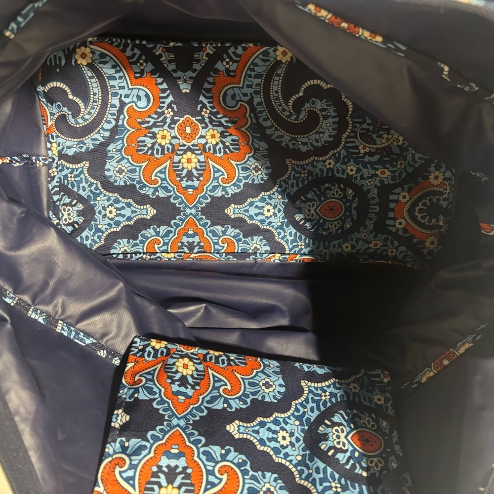 ❤️Vera Bradley Expandable Weekender Bag in Marrakesh - Picture 5 of 5